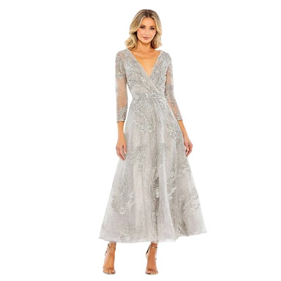 Mac Duggal NWT Embellished Wrap Over 3/4 Sleeve Dress in Platinum